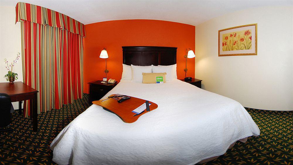 Home2 Suites By Hilton Dfw Airport South Ървинг Екстериор снимка