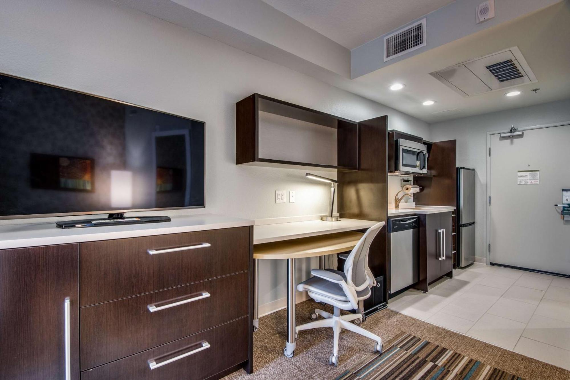 Home2 Suites By Hilton Dfw Airport South Ървинг Екстериор снимка