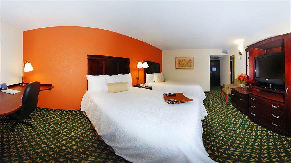 Home2 Suites By Hilton Dfw Airport South Ървинг Екстериор снимка